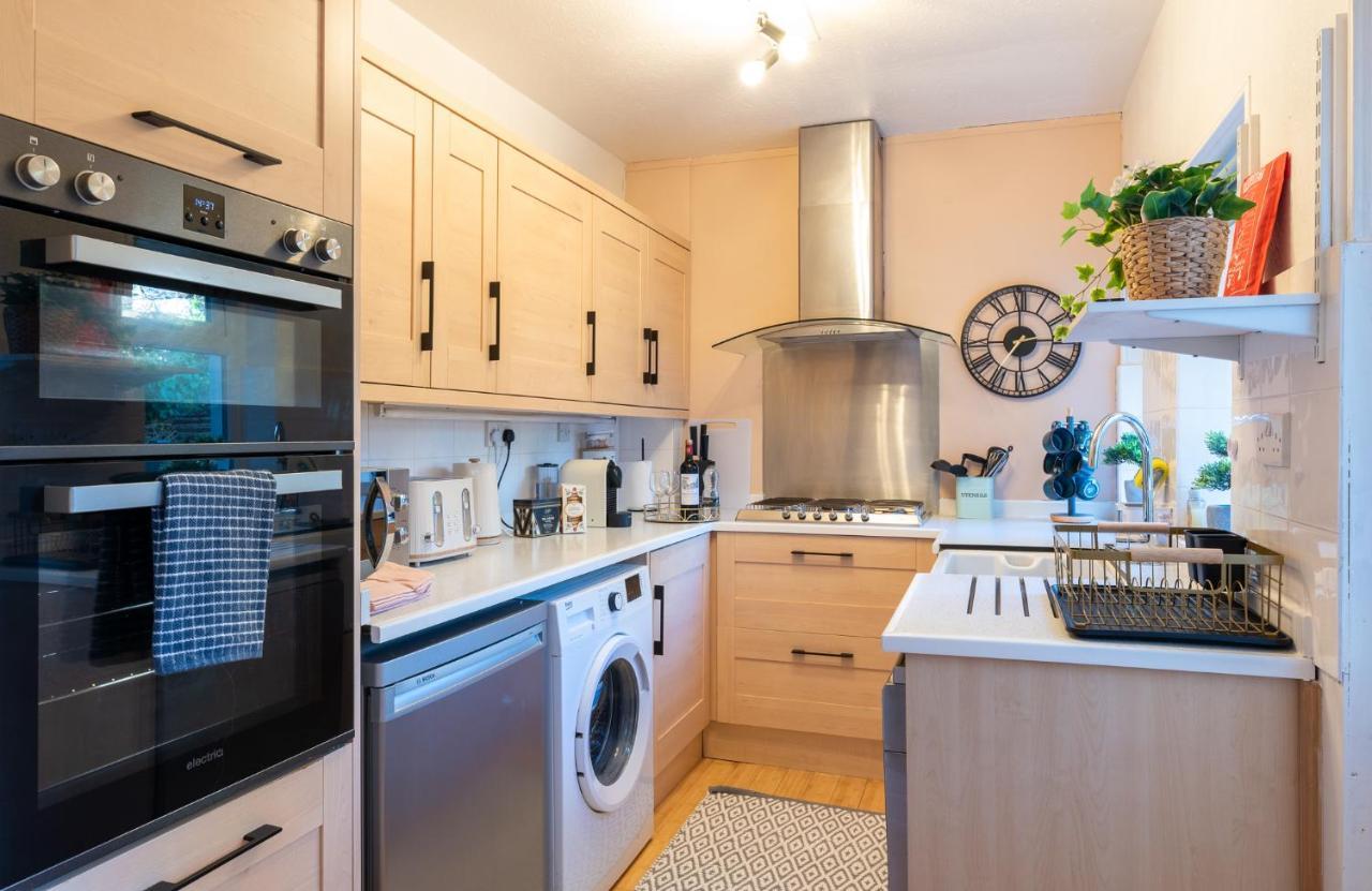 Beautiful 3 Bedroom Townhouse 哈罗盖特 外观 照片